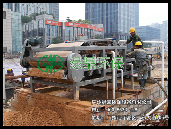 泥漿脫水機:打樁建筑泥漿處理設備 2 泥漿脫水機:打樁建筑泥漿處理設備 2